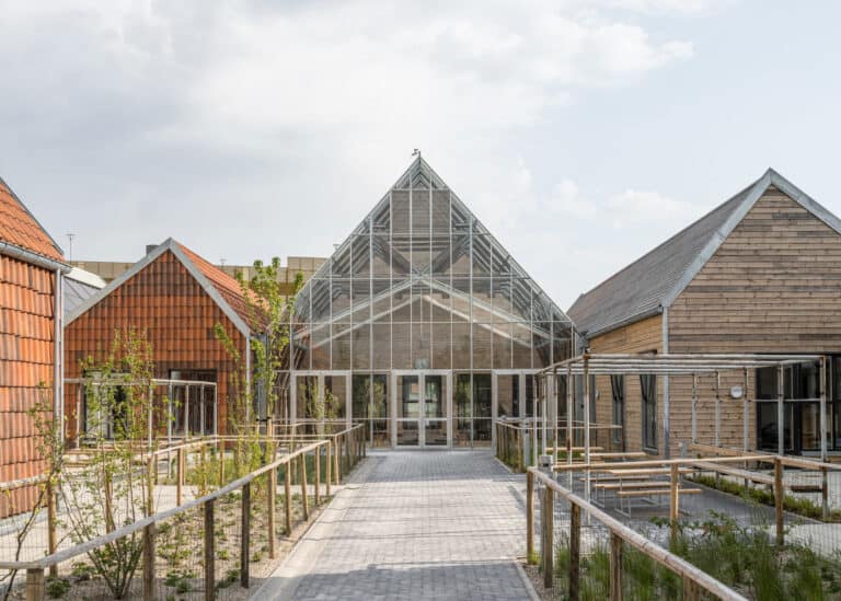 Vortrag und Workshop: HIGH-TECH \ LOW TECH \ BESTANDSERHALT — ENERGIEAUFWAND ZWISCHEN EFFIZIENZ UND SUFFIZIENZ
